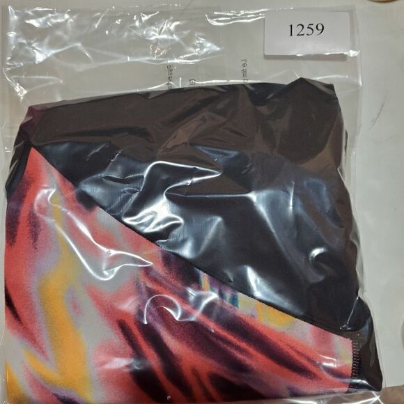 Reebok Leggings Womens Large Black Multicolor Speedwick Activewear Capris - Picture 7 of 7